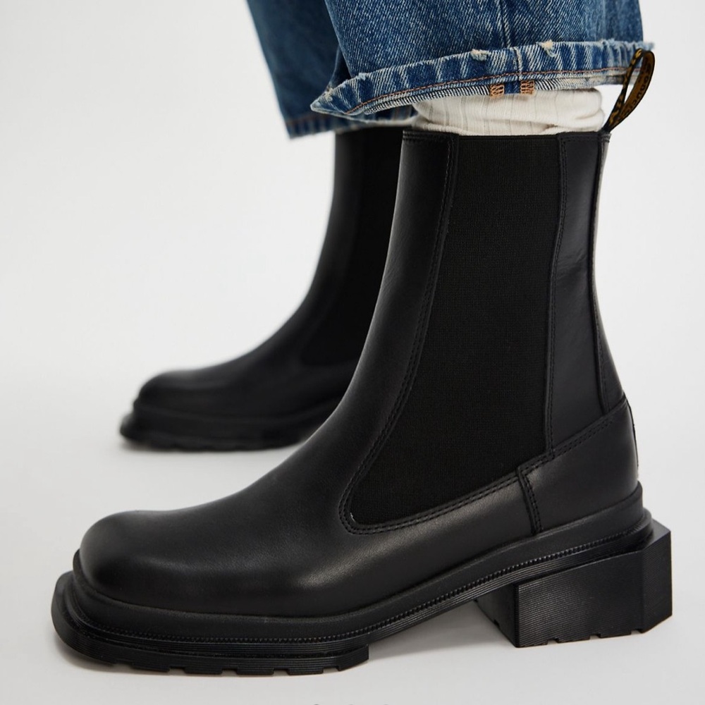 Dr. Martens Maybole Platform Chelsea Boot